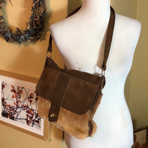 VINTAGE Handmade Furry Suede Crossbody Twist-Lock Flap NEW - Picture 3 of 16